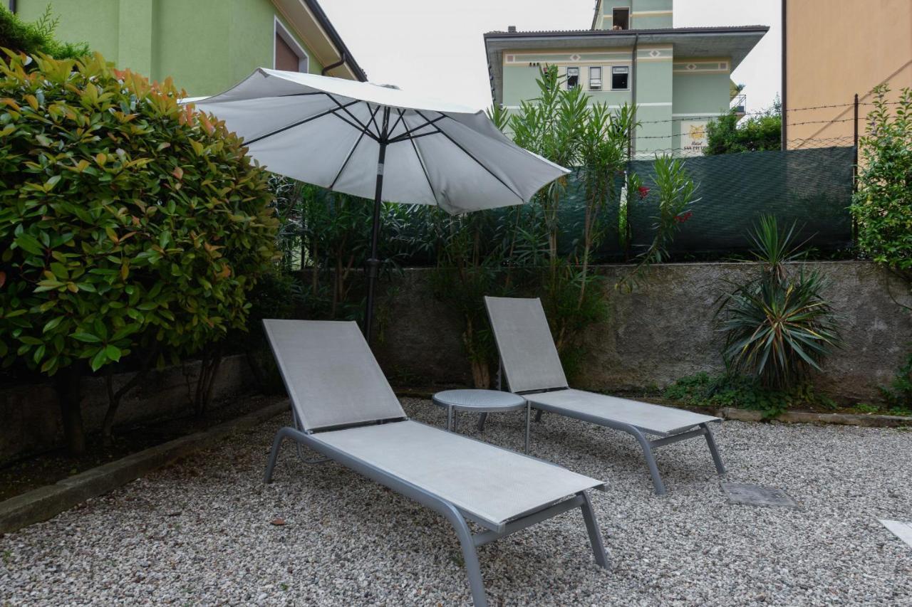 Garden Apartment Bardolino Luaran gambar