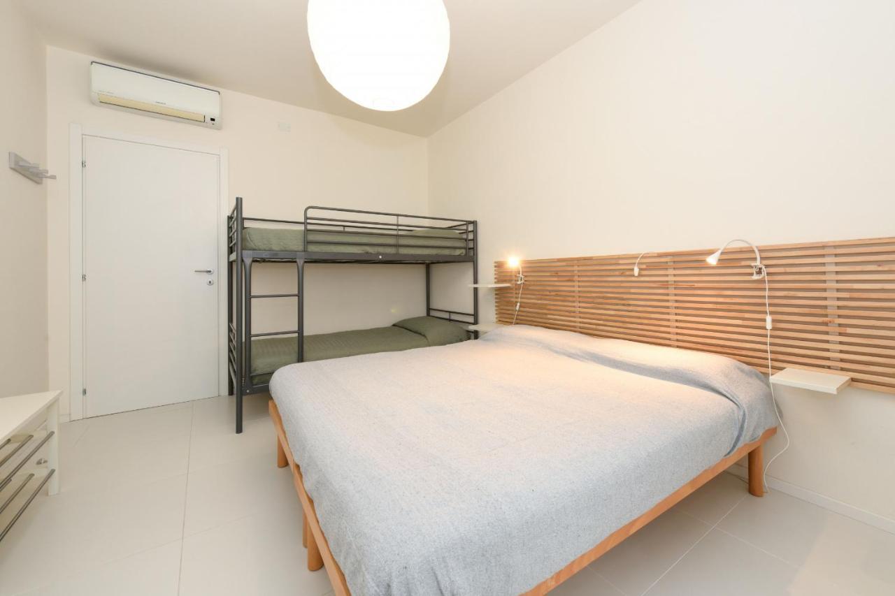 Garden Apartment Bardolino Luaran gambar